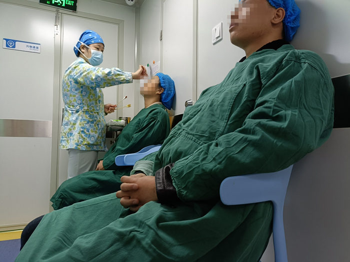 300度近視拖到900度近視，近視手術(shù)是什么感受？